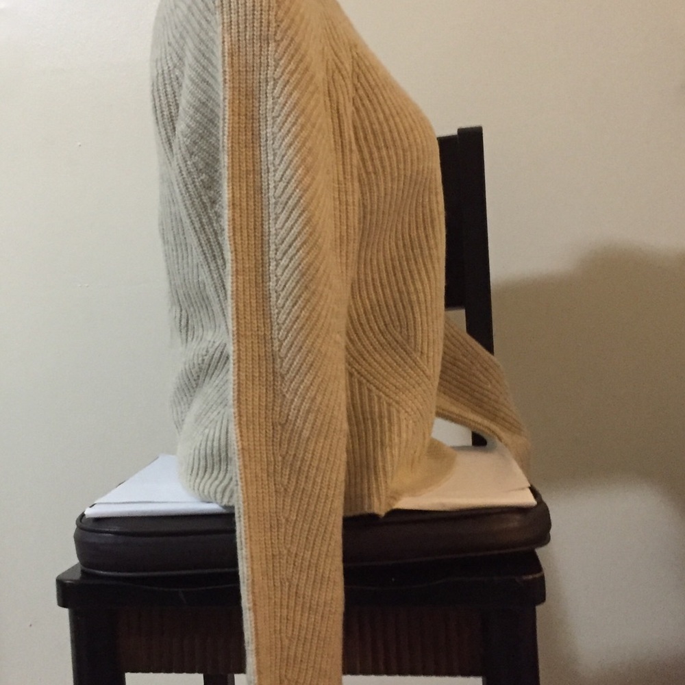 Crafted GAP Sweater - Picture 4 of 8